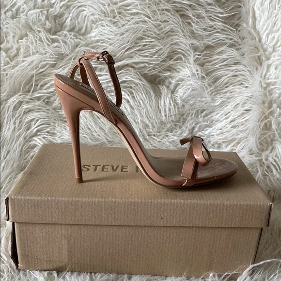 Steve Madden Bradshaw Sandals Dark Blush Patent, Size 9 - Picture 9 of 10
